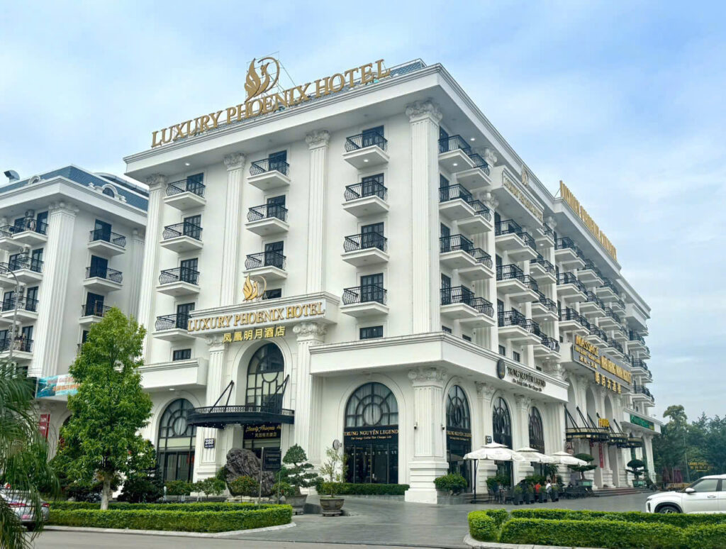 Luxury Phoenix Hotel