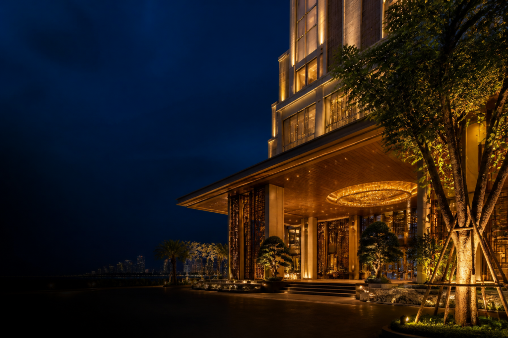 Đặt sớm — Giá tốt